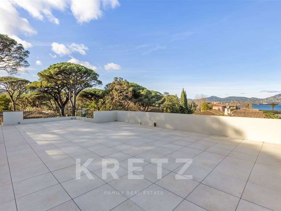 House Saint-Tropez