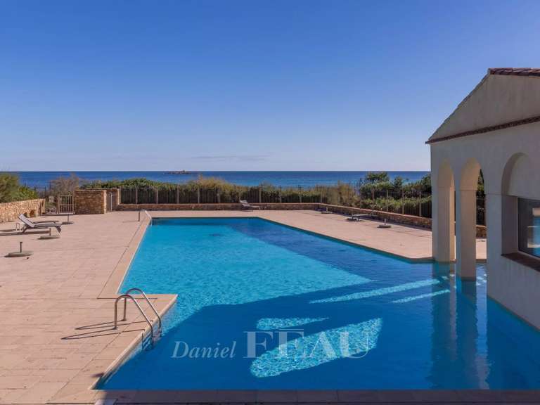 Maison Saint-Tropez - 6 chambres - 158m²