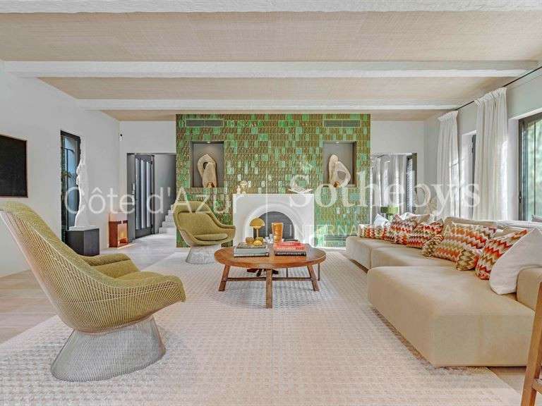 Maison Saint-Tropez - 6 chambres - 246m²