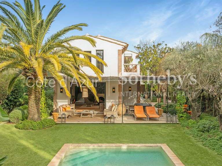 Maison Saint-Tropez - 6 chambres - 246m²