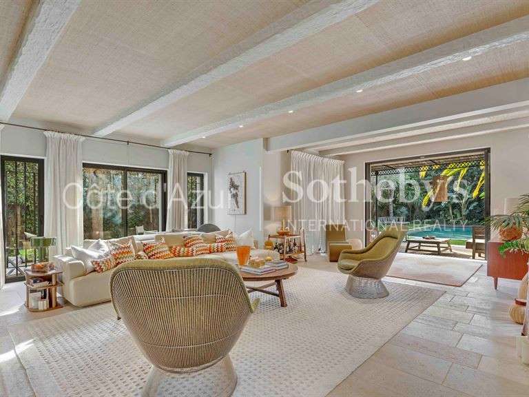 Maison Saint-Tropez - 6 chambres - 246m²