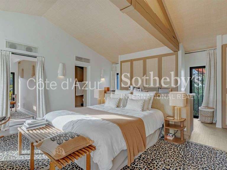 Maison Saint-Tropez - 6 chambres - 246m²