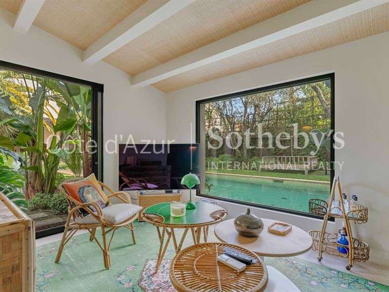 Maison Saint-Tropez - 6 chambres - 246m²