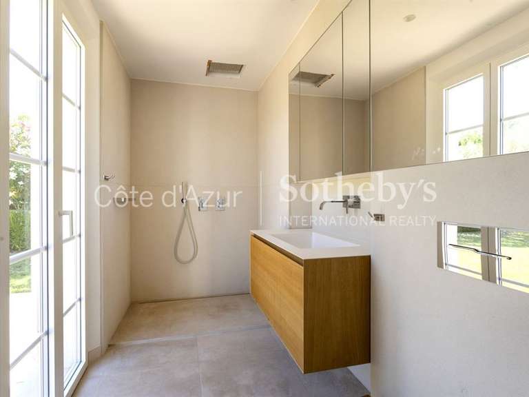 House Saint-Tropez - 5 bedrooms - 233m²