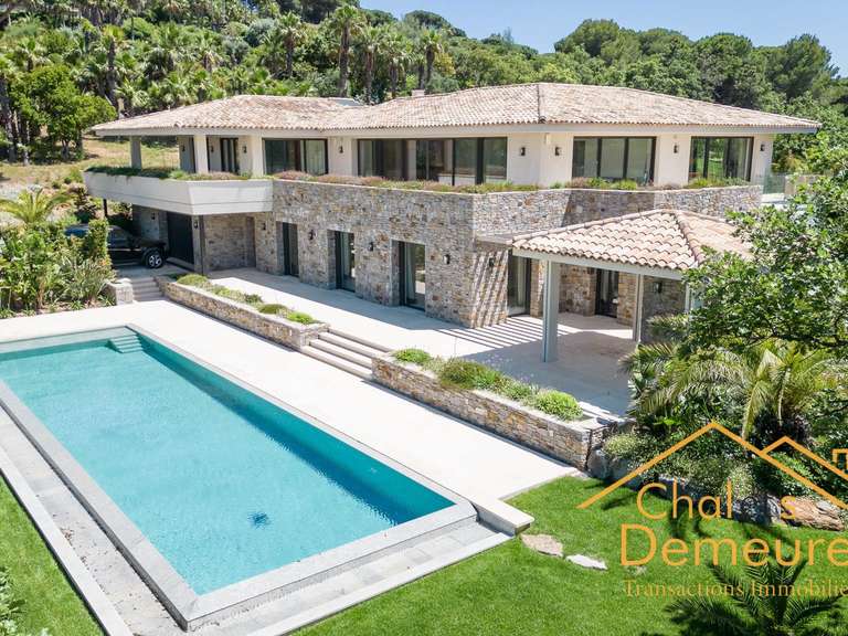 Maison Saint-Tropez - 5 chambres - 354m²