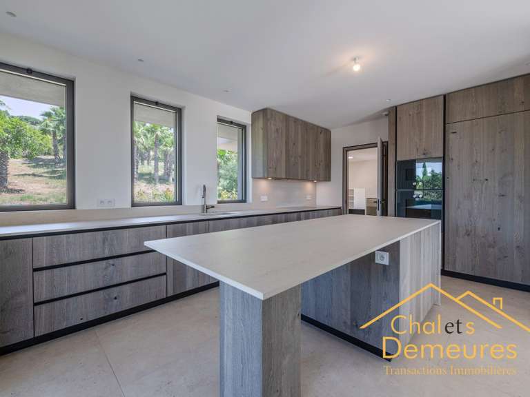 Maison Saint-Tropez - 5 chambres - 354m²