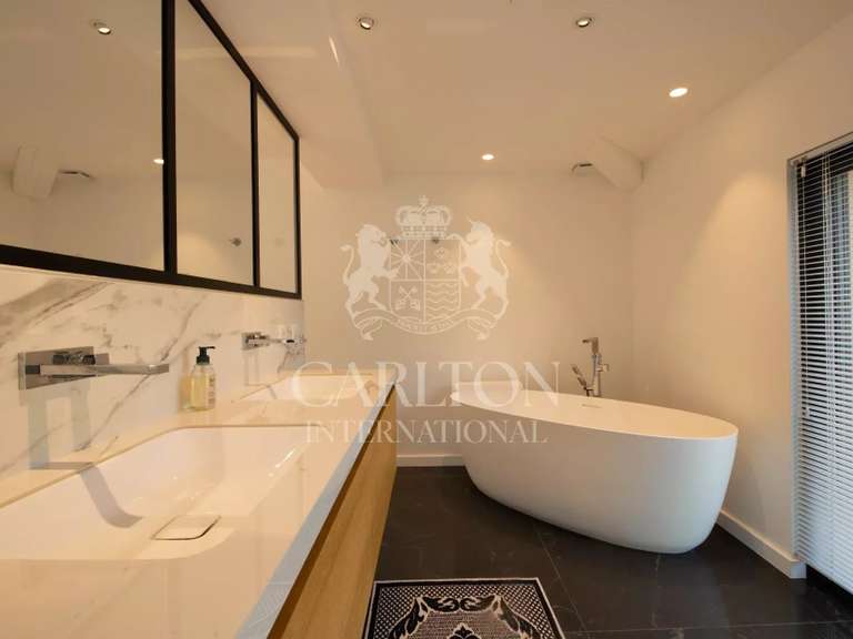 Maison Saint-Tropez - 5 chambres - 200m²