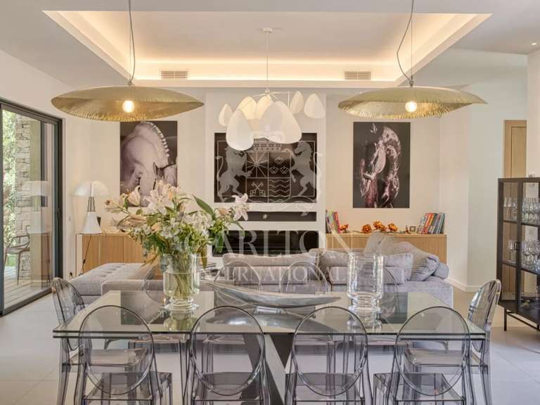 Maison Saint-Tropez - 5 chambres - 200m²