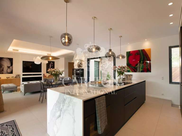 Maison Saint-Tropez - 5 chambres - 200m²