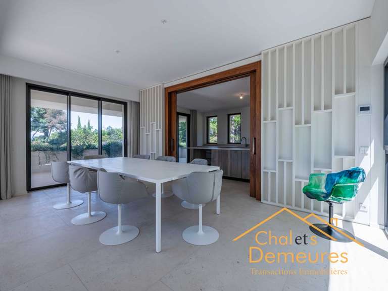 Maison Saint-Tropez - 5 chambres - 354m²