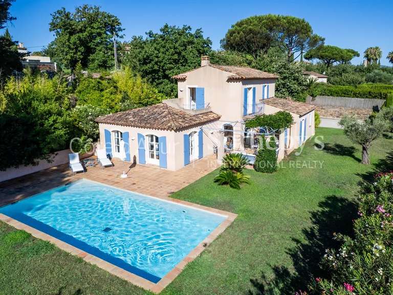 Maison Saint-Tropez - 3 chambres - 190m²
