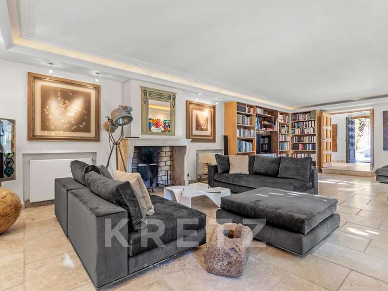 Maison Saint-Tropez - 5 chambres - 320m²