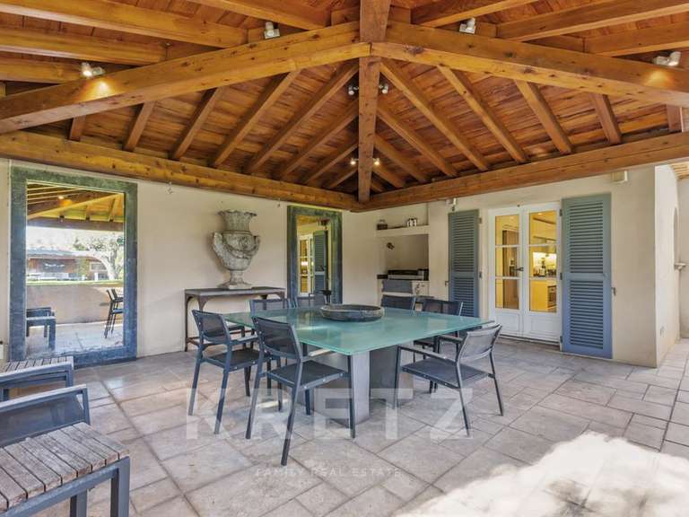 Maison Saint-Tropez - 5 chambres - 320m²