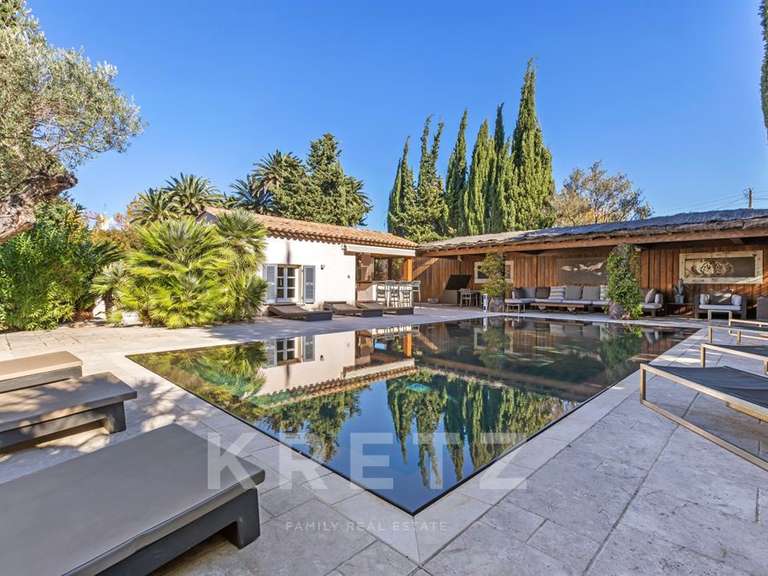 Maison Saint-Tropez - 5 chambres - 320m²