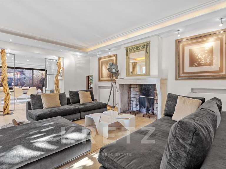 Maison Saint-Tropez - 5 chambres - 320m²