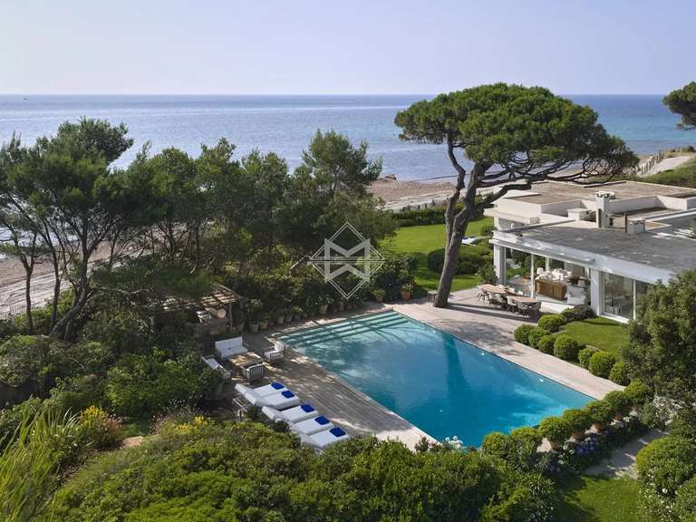 Maison Saint-Tropez - 11 chambres - 500m²