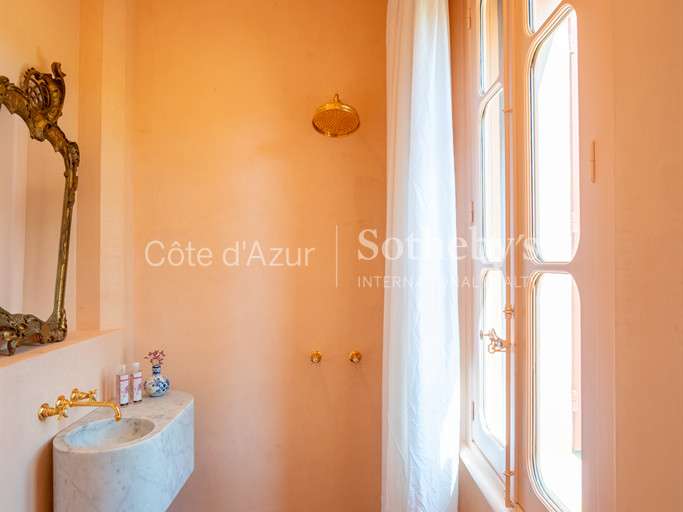 Maison Saint-Tropez - 5 chambres - 273m²
