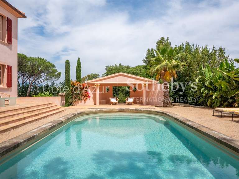 Maison Saint-Tropez - 5 chambres - 273m²