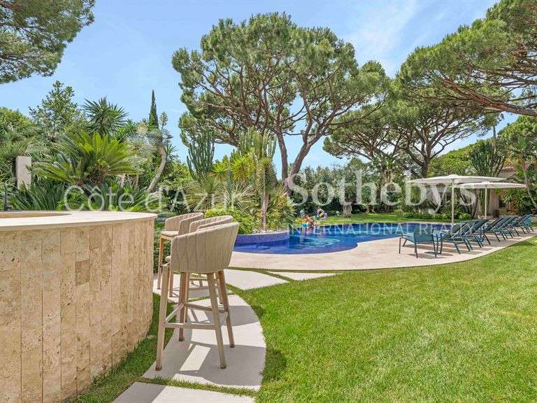 Maison Saint-Tropez - 7 chambres - 356m²