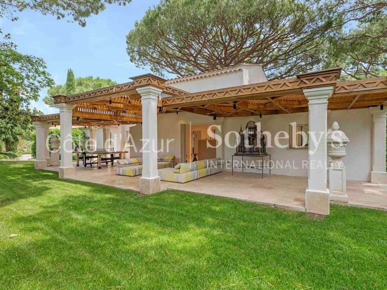 Maison Saint-Tropez - 7 chambres - 356m²