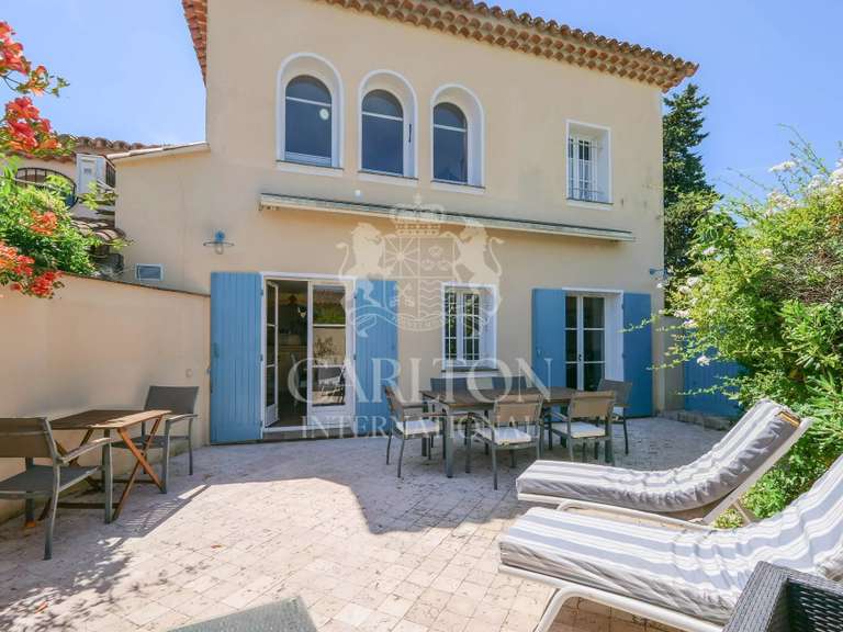 Maison Saint-Tropez - 3 chambres - 111m²