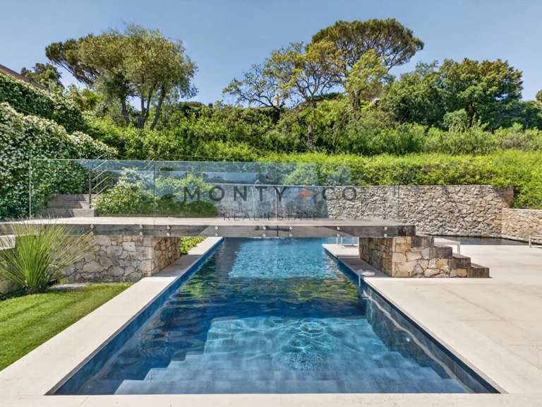 Maison Saint-Tropez - 14 chambres - 1100m²