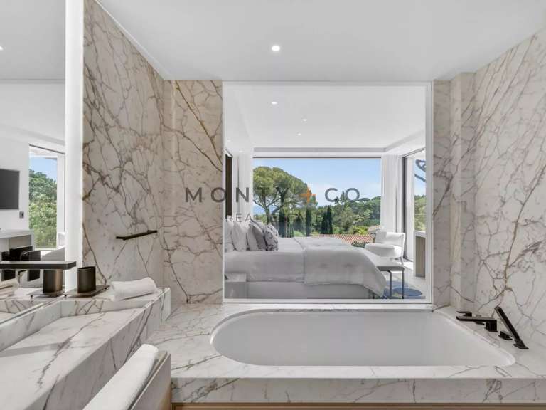 Maison Saint-Tropez - 14 chambres - 1100m²