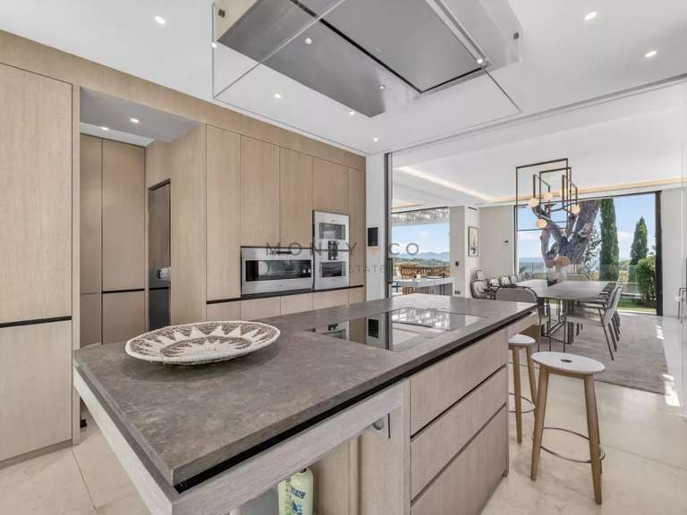 Maison Saint-Tropez - 14 chambres - 1100m²