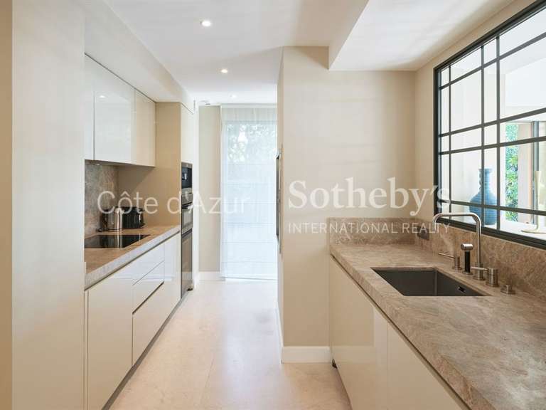 Maison Saint-Tropez - 6 chambres - 560m²