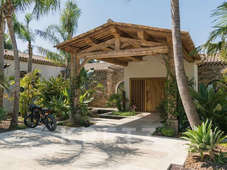 Maison Saint-Tropez - 6 chambres - 500m²