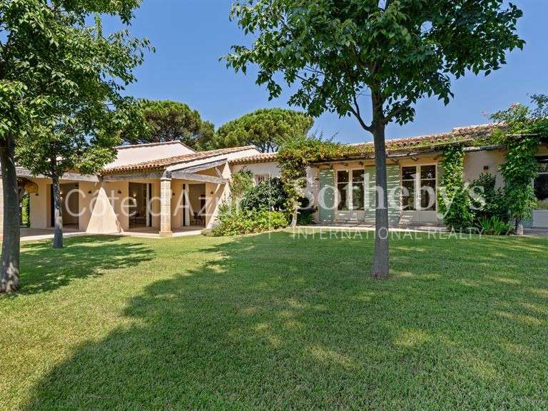Maison Saint-Tropez - 8 chambres - 412m²