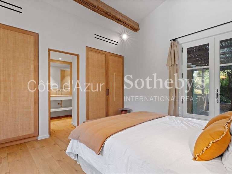 Maison Saint-Tropez - 8 chambres - 412m²