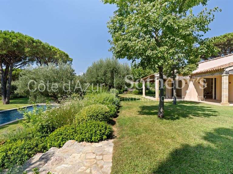 Maison Saint-Tropez - 8 chambres - 412m²