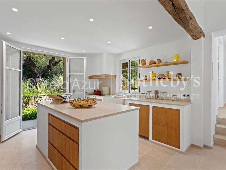 Maison Saint-Tropez - 8 chambres - 412m²