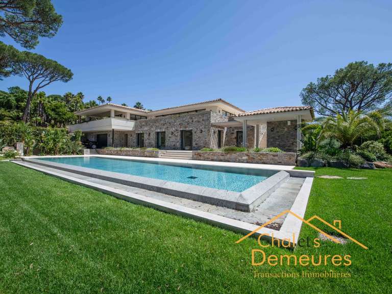 Maison Saint-Tropez - 5 chambres - 354m²
