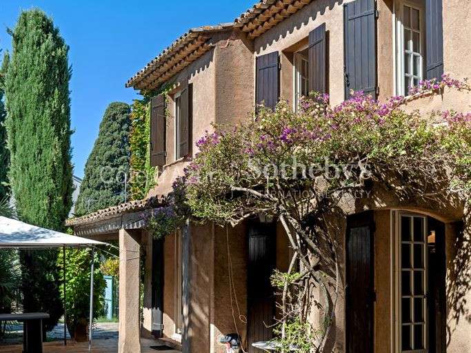 Maison Saint-Tropez - 4 chambres - 190m²