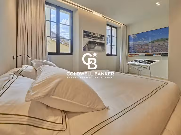 Maison Saint-Tropez - 3 chambres - 256m²