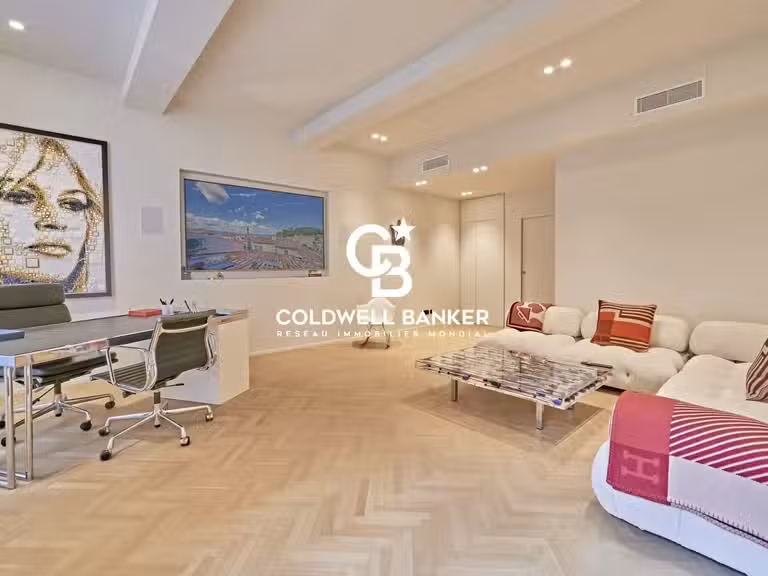 Maison Saint-Tropez - 3 chambres - 256m²