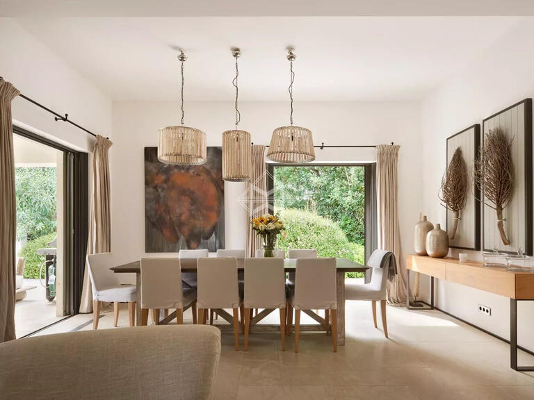 Propriété Saint-Tropez - 5 chambres - 168m²