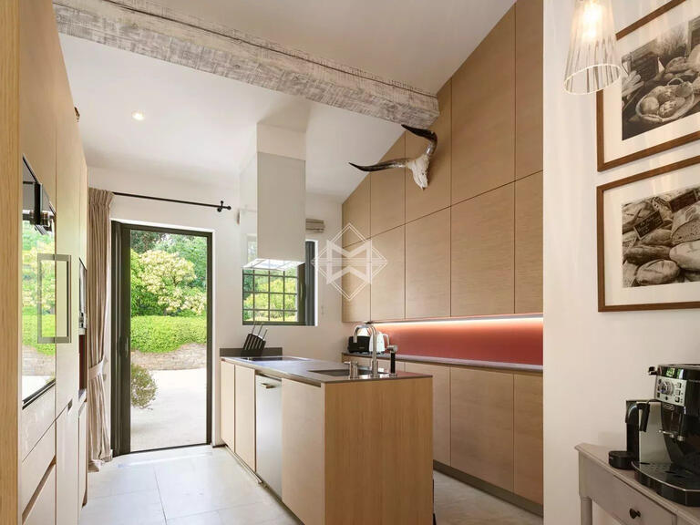 Propriété Saint-Tropez - 5 chambres - 168m²