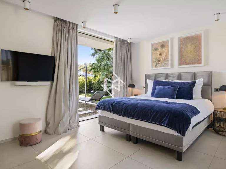 Property with Sea view Saint-Tropez - 5 bedrooms - 230m²