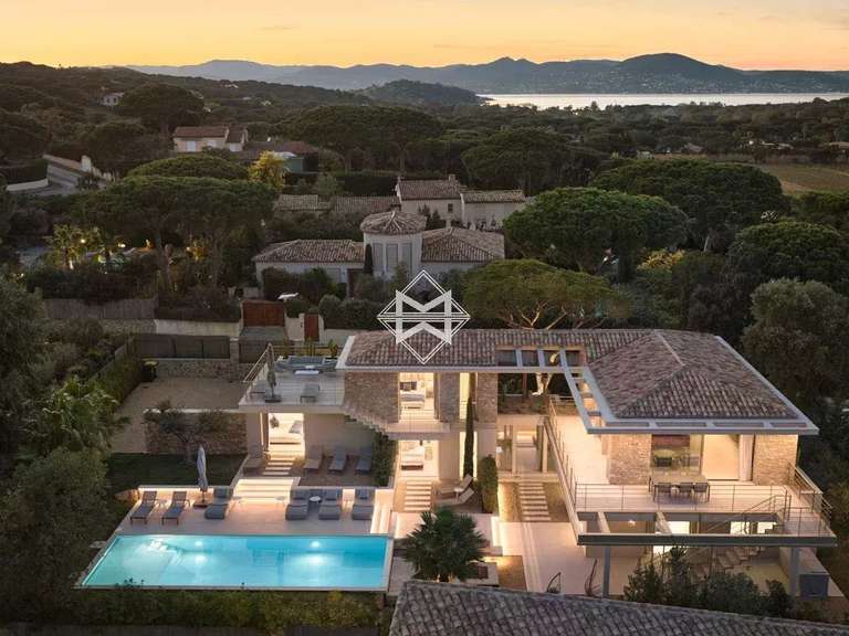 Property with Sea view Saint-Tropez - 5 bedrooms - 230m²