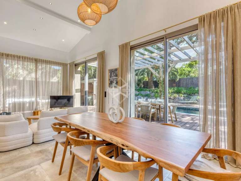 Propriété Saint-Tropez - 5 chambres - 163m²