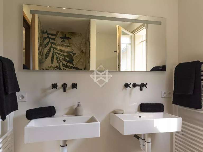 Property Saint-Tropez - 5 bedrooms - 160m²