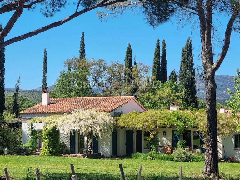 Property Saint-Tropez - 4 bedrooms - 200m²