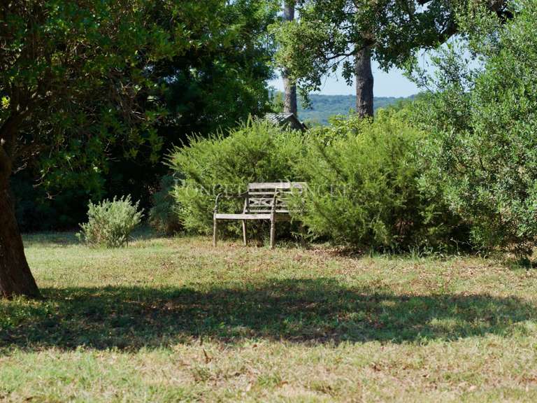 Property Saint-Tropez - 4 bedrooms - 200m²