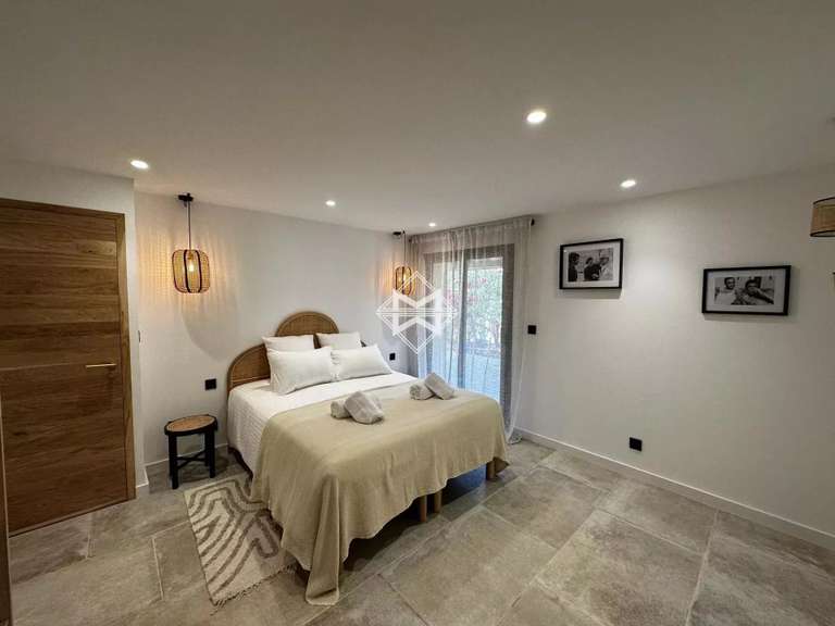 Property Saint-Tropez - 5 bedrooms - 163m²