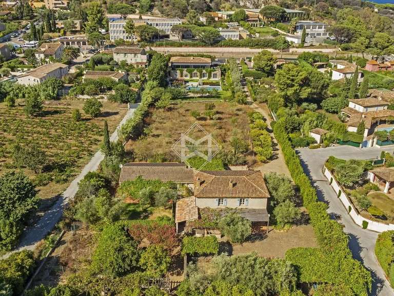 Property Saint-Tropez - 7 bedrooms - 200m²