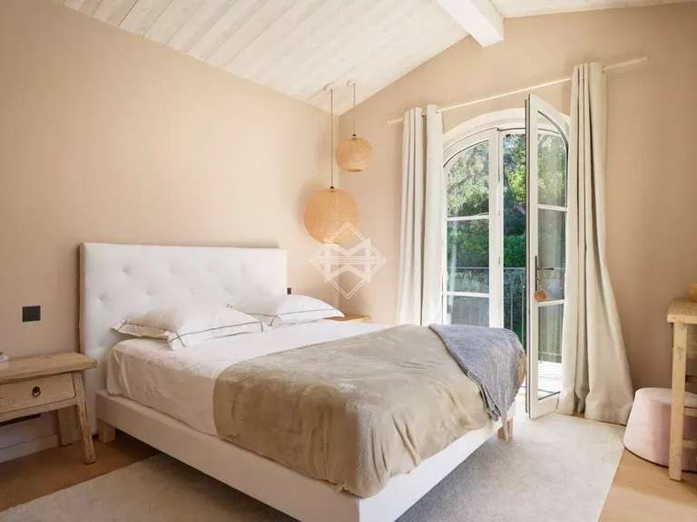 Propriété Saint-Tropez - 5 chambres - 285m²