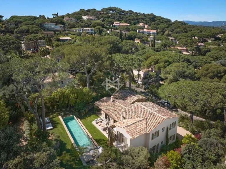 Propriété Saint-Tropez - 5 chambres - 285m²